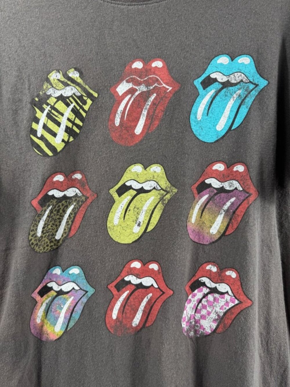 The Rolling Stones Graphic T-Shirt L Multicolor Tongue Logo Brown Unisex - Picture 2 of 8